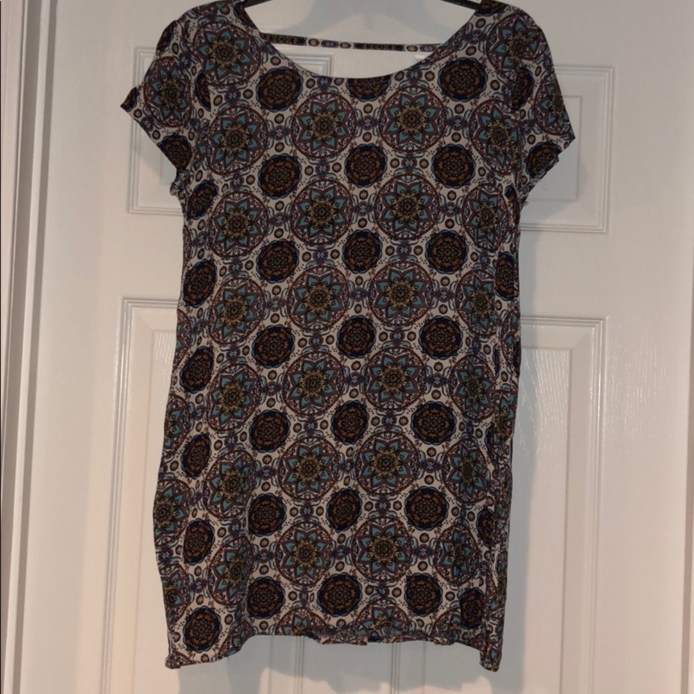 Lulu’s dress - Picture 4 of 5